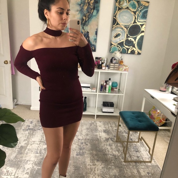 burgundy choker dress
